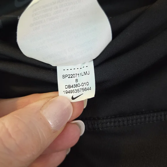 Nike Women's Black Leggings with White Swoosh - Picture 9 of 12